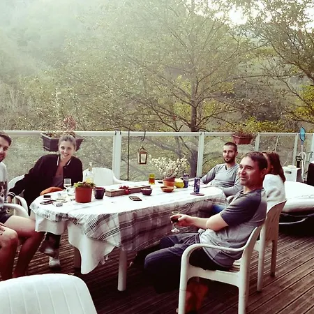Skymist Bed and breakfast Biert