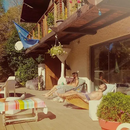 ベッド・アンド・ブレックファスト Skymist *